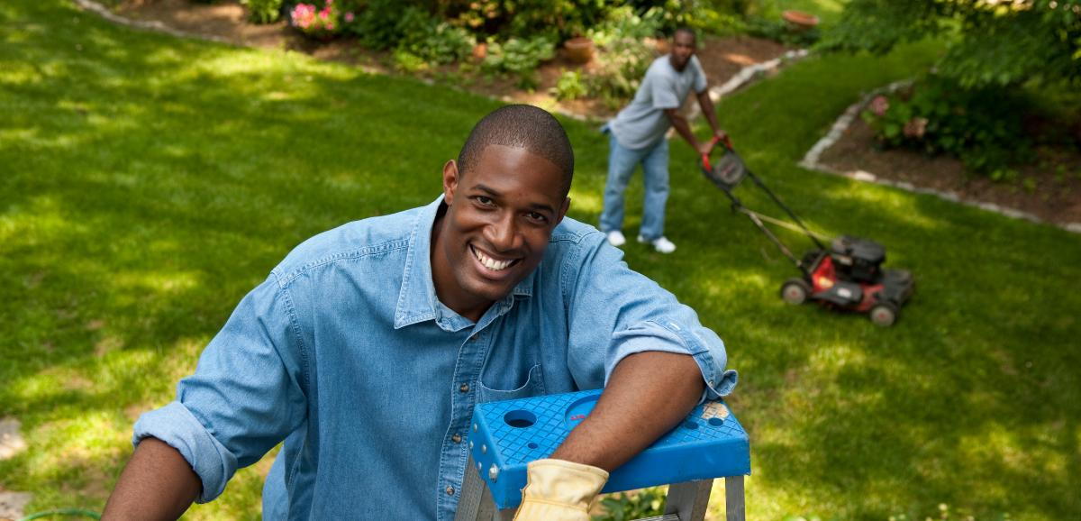 Yard Work and Gardening: Alleviate Muscle Pain this Spring