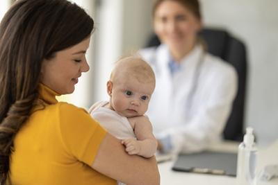 Postpartum-Care-Appointment-with-OBGYN-for-Mom-and-Baby