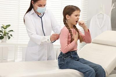 Child-Seeing-Pediatrician-for-Flu-Like-Symptoms