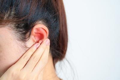 Woman-with-Ear-Infection