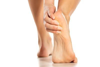 Illustration of heel pain on persons foot