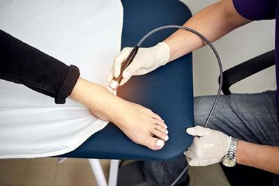 Ankle-Sprain-Healing-with-Laser-Therapy