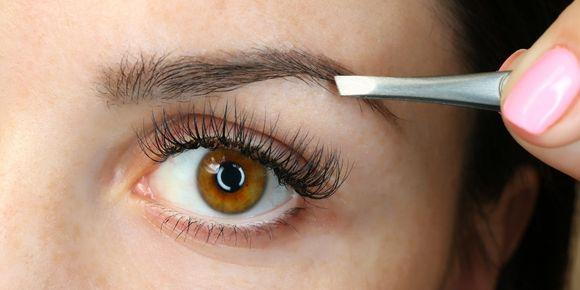 Eyebrows Threading: How to Thread Eyebrows at Home Like a Pro See more