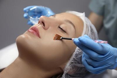 Woman-During-Her-Chemical-Peel-Treatment