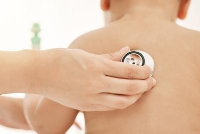 Illustration of Pneumonia on kids