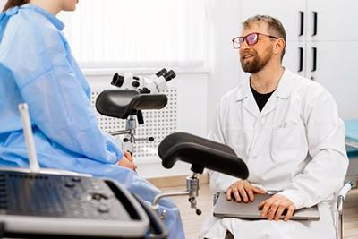 Woman-During-her-Pelvic-Exam-with-OBGYN-Doctor