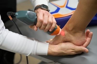 Illustration of mls pain therapy procedure