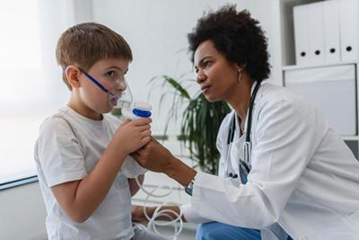 Nebulizer solution-in-a-young-boy-on-clinic.