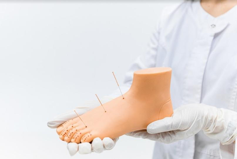 Foot Shockwave Therapy Pros and Cons
