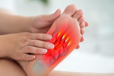 Illustration of foot pain on a person with 3d graphics