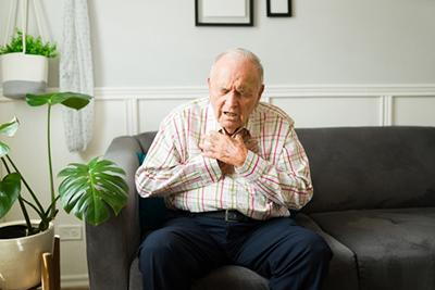 Senior-Man-Experiencing-Shortness-of-Breath