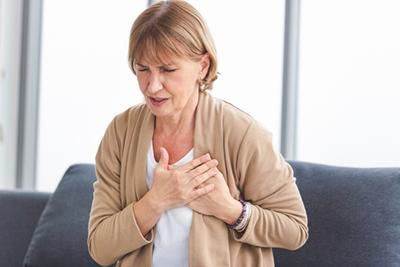 Woman-with-Chest-Pain