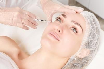 Procedure of Dysport on womans face