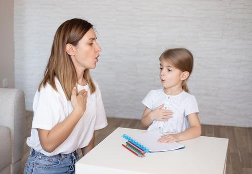 Pediatric speech therapy session for child with speech delay