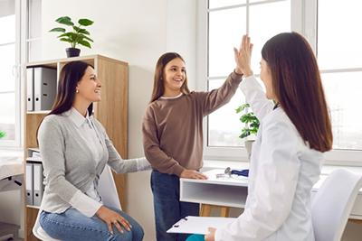 Daughter-and-Mom-Visit-Her-Pediatrician