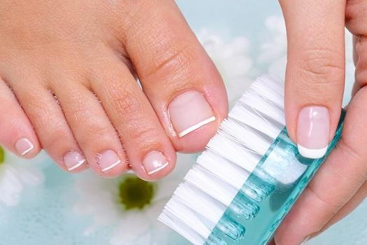 The truth about discolored toenails