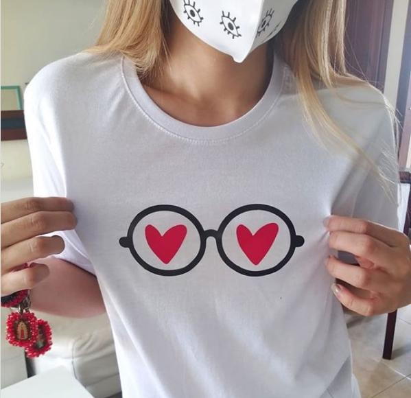 heart glasses t-shirt eye-themed gifts Christmas gift ideas