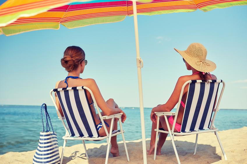 Beach Chair Ergonomics: The Dos and Don'ts of Summer Relaxation - Ward