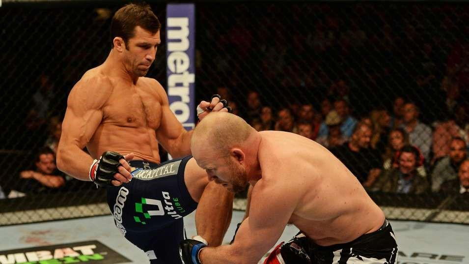 http://msn.foxsports.com/content/dam/fsdigital/fscom/UFC/images/2014/04/26/UFC172FightGallery/042614-UFC-172-Fight-Gallery-DG-G6.vadapt.955.medium.81.jpg