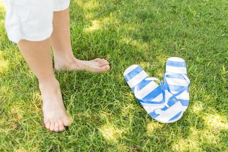 5 Ways Flip-Flops Fail Your Feet