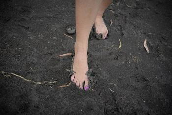 Trench Foot: Symptoms, Causes, Pictures, and Treatment