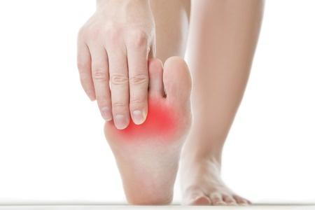 Numb Feet When Running? Here Are 8 Possible Causes + Fixes