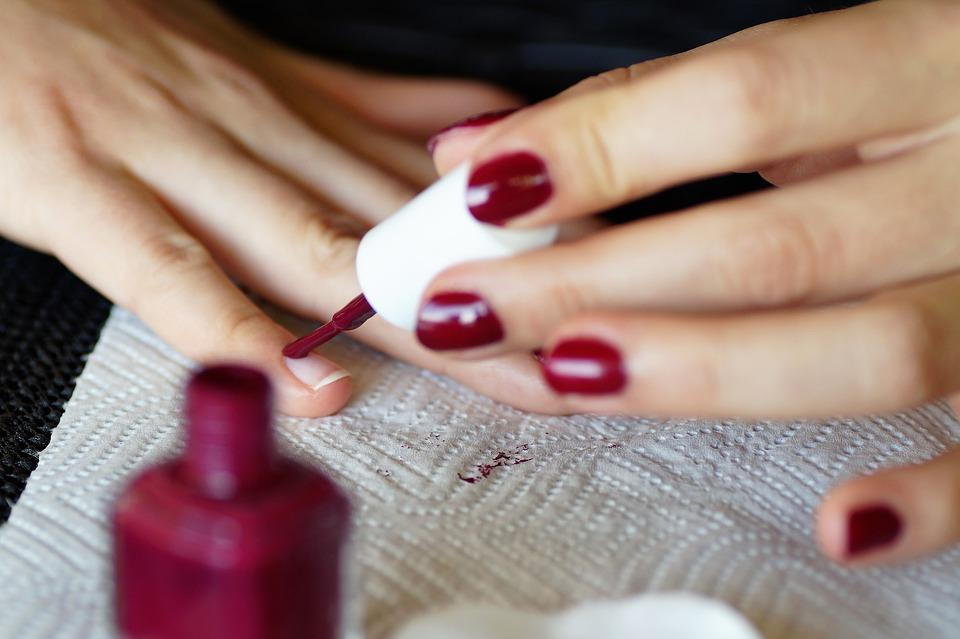 Tips for Holiday Nails